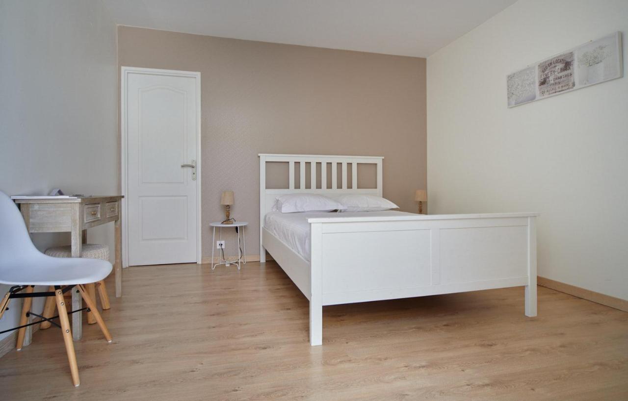 Le Carre Saint Pierre - Chambres D'Hotes Marey-les-Fussey Экстерьер фото